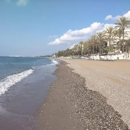 Modern Centre 马尔韦利亚