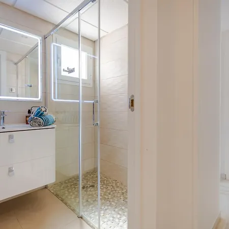 Modern Centre Марбелья